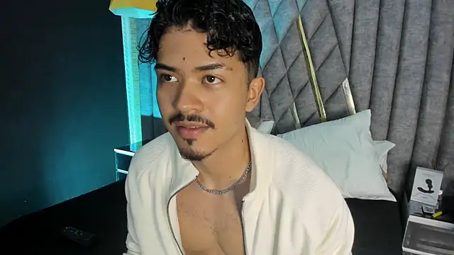 NicolaiKarav online show from April 2026 01:41:02 PM