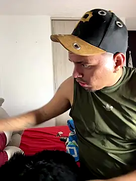 Snapshot of Henry_villa23 chatting on December 2025 06:10:02 AM Henry villa23 online show from December 2025 06:10:02 AM