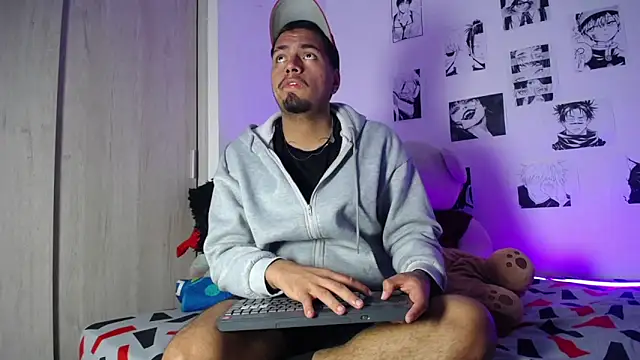 Snapshot of Henry_villa23 chatting on January 2026 06:08:01 AM Henry villa23 online show from January 2026 06:08:01 AM