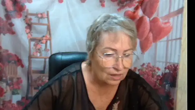 OlgaLuck online show from July 2026 05:22:02 AM