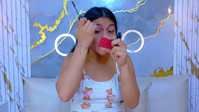 Snapshot of NIKIBUNNY chatting on December 2025 12:33:02 PM NIKIBUNNY online show from December 2025 12:33:02 PM