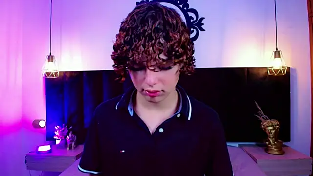 Snapshot of Skyee_angel chatting on January 2026 08:01:01 PM Skyee angel online show from January 2026 08:01:01 PM