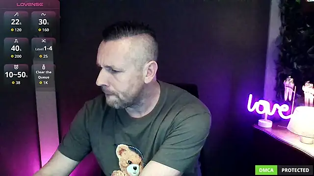 Snapshot of Hunter_Fl chatting on November 2025 05:04:01 PM Hunter Fl online show from November 2025 05:04:01 PM