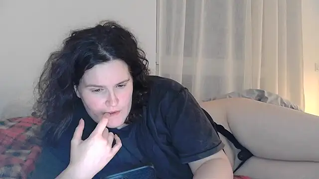 Snapshot of ada_in_europe chatting on December 2025 12:22:02 PM ada in europe online show from December 2025 12:22:02 PM