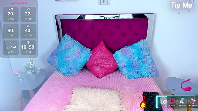 Snapshot of Samantha__F_W chatting on February 2026 09:34:01 PM Samantha F W online show from February 2026 09:34:01 PM