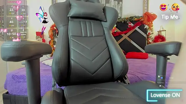 mask red girl online show from December 2025 12:58:02 PM