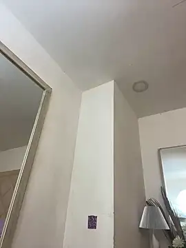 Snapshot of LauraRaider chatting on February 2026 11:02:01 AM LauraRaider online show from February 2026 11:02:01 AM