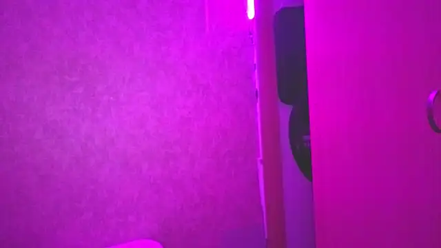 Snapshot of Malia_fox chatting on November 2025 06:54:01 PM Malia fox online show from November 2025 06:54:01 PM