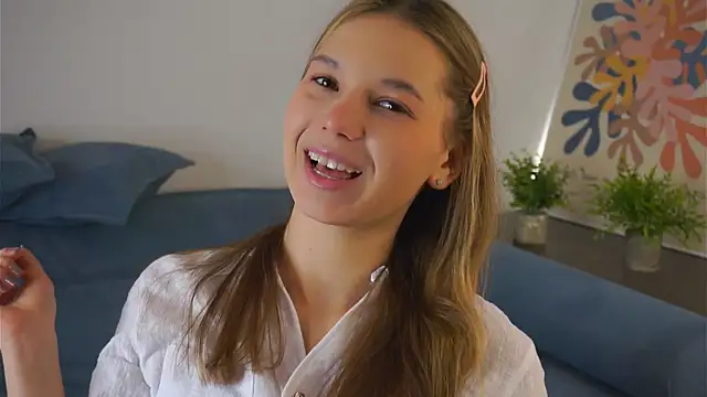 Snapshot of AmparoCilek chatting on February 2026 06:26:02 PM AmparoCilek online show from February 2026 06:26:02 PM