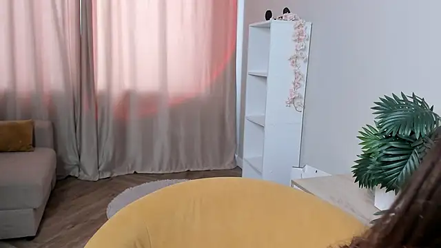 Snapshot of BetteSelbe chatting on February 2026 07:56:02 AM BetteSelbe online show from February 2026 07:56:02 AM