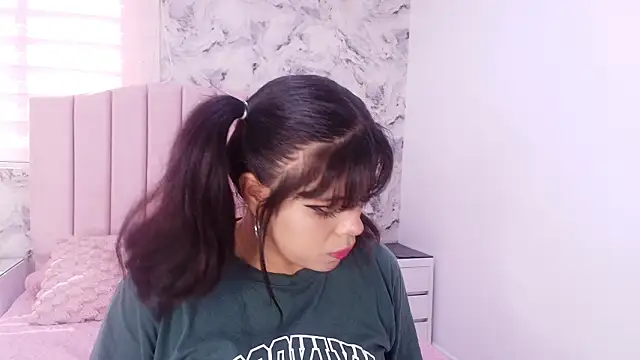 Snapshot of katsumi_yan chatting on March 2026 07:09:01 PM katsumi yan online show from March 2026 07:09:01 PM