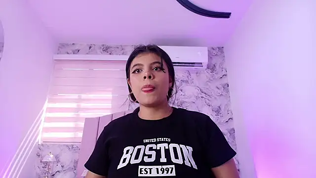 Snapshot of katsumi_yan chatting on April 2026 07:14:01 PM katsumi yan online show from April 2026 07:14:01 PM