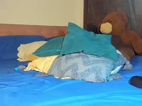 Snapshot of exotis_tiahara777 chatting on December 2025 06:31:01 AM exotis tiahara777 online show from December 2025 06:31:01 AM