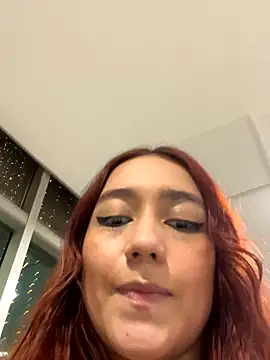 Snapshot of Eveeelyn25 chatting on December 2025 12:06:01 AM Eveeelyn25 online show from December 2025 12:06:01 AM