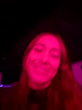 Snapshot of Eveeelyn25 chatting on January 2026 04:15:01 AM Eveeelyn25 online show from January 2026 04:15:01 AM