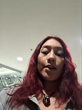 Snapshot of Eveeelyn25 chatting on February 2026 12:42:02 AM Eveeelyn25 online show from February 2026 12:42:02 AM