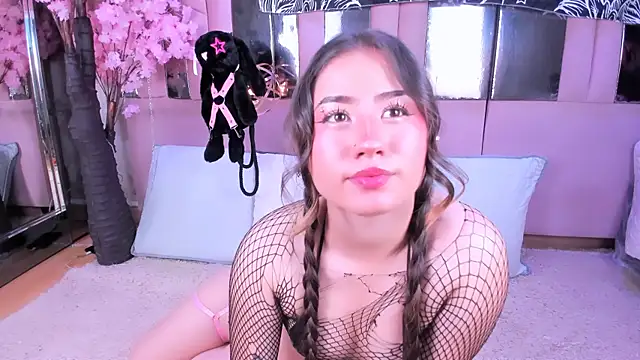 Naomistart online show from January 2026 09:31:02 PM