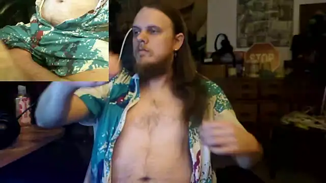 Snapshot of watchmegamer chatting on November 2025 04:23:02 AM watchmegamer online show from November 2025 04:23:02 AM