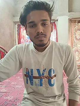 Snapshot of luckyutube chatting on December 2025 07:04:01 AM luckyutube online show from December 2025 07:04:01 AM