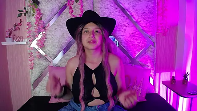 CandySwan online show from February 2026 12:04:01 PM