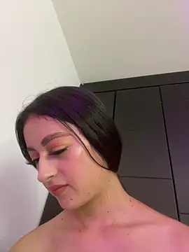 Snapshot of SOL_EF chatting on December 2025 08:58:01 PM SOL EF online show from December 2025 08:58:01 PM