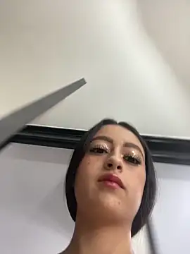 Snapshot of SOL_EF chatting on December 2025 07:53:01 PM SOL EF online show from December 2025 07:53:01 PM