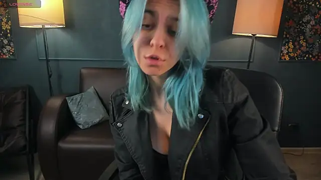 LiraBelle online show from February 2026 03:21:02 AM