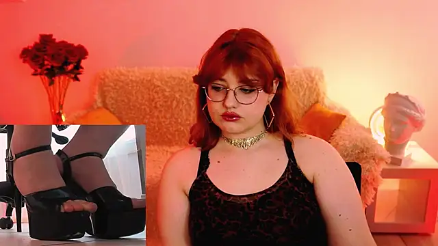 Snapshot of StaceyJensen chatting on May 2026 12:32:02 PM StaceyJensen online show from May 2026 12:32:02 PM