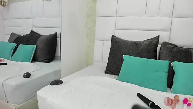 Snapshot of thalia_nichols chatting on January 2026 07:59:02 PM thalia nichols online show from January 2026 07:59:02 PM