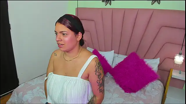 Ambar85 online show from April 2026 11:22:02 AM