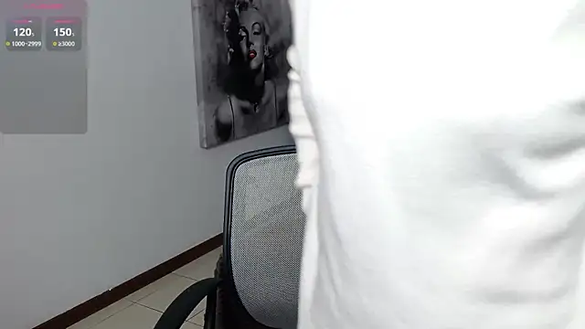 Snapshot of Brandy_Gem chatting on December 2025 07:48:02 AM Brandy Gem online show from December 2025 07:48:02 AM