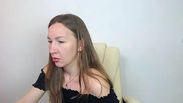 Snapshot of Brandy_Gem chatting on April 2026 01:09:02 PM Brandy Gem online show from April 2026 01:09:02 PM