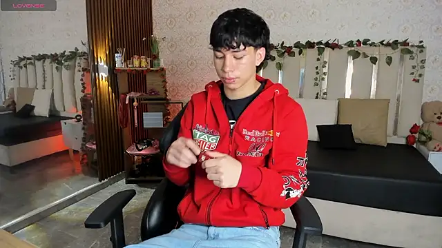 Snapshot of kaelwolf_tay chatting on February 2026 07:20:02 PM kaelwolf tay online show from February 2026 07:20:02 PM