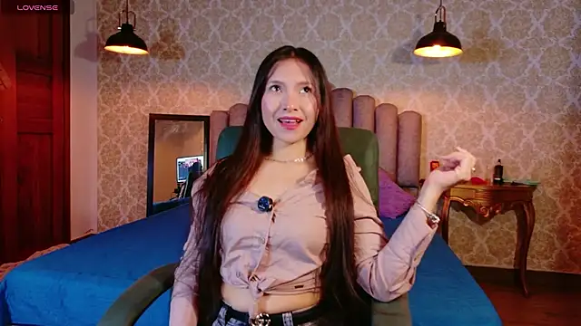 Snapshot of Cloe16_ chatting on January 2026 01:52:02 AM Cloe16 online show from January 2026 01:52:02 AM