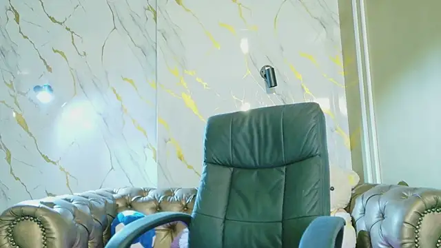 Snapshot of Cloe16_ chatting on January 2026 03:45:01 AM Cloe16 online show from January 2026 03:45:01 AM