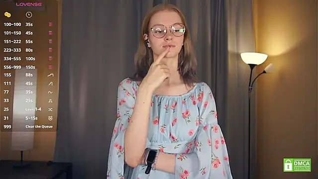 Snapshot of ToyaPletz chatting on December 2025 08:05:02 PM ToyaPletz online show from December 2025 08:05:02 PM