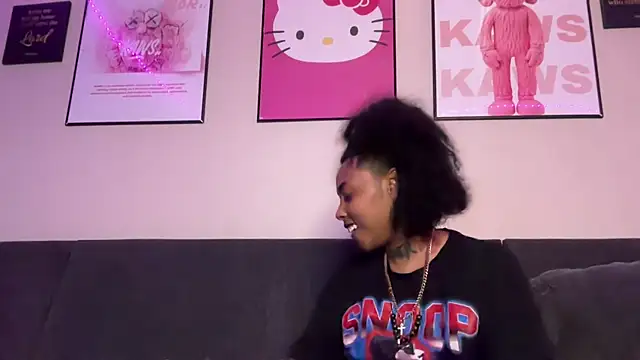 Snapshot of seductivefreak7 chatting on December 2025 05:01:01 AM seductivefreak7 online show from December 2025 05:01:01 AM