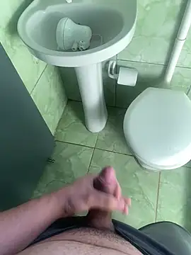 Snapshot of maiconsilva30- chatting on February 2026 11:59:01 AM maiconsilva30- online show from February 2026 11:59:01 AM