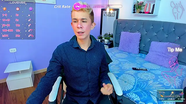 Snapshot of Juaan_Diick chatting on December 2025 02:04:01 PM Juaan Diick online show from December 2025 02:04:01 PM