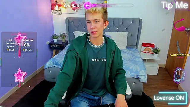 Snapshot of Juaan_Diick chatting on December 2025 02:13:01 PM Juaan Diick online show from December 2025 02:13:01 PM