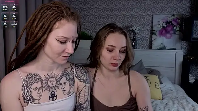 Snapshot of BobbieNibbe chatting on December 2025 01:12:02 AM BobbieNibbe online show from December 2025 01:12:02 AM