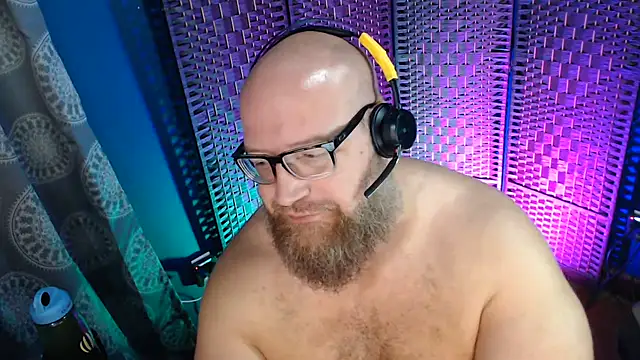 BigBearforCuddles online show from July 2026 02:36:01 AM