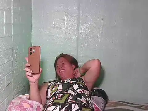 Snapshot of Smilinglovely chatting on May 2026 08:09:01 AM Smilinglovely online show from May 2026 08:09:01 AM