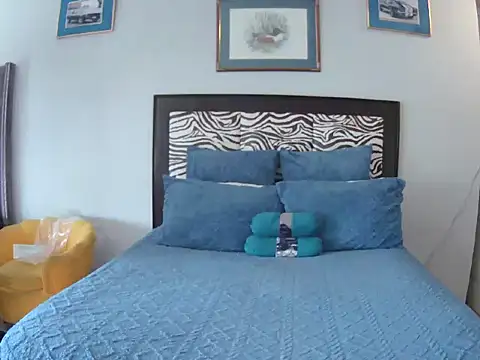 Snapshot of SexyCurves9 chatting on December 2025 07:16:02 AM SexyCurves9 online show from December 2025 07:16:02 AM