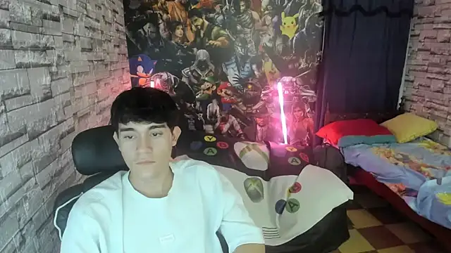 Snapshot of jay_orange chatting on December 2025 10:50:02 PM jay orange online show from December 2025 10:50:02 PM