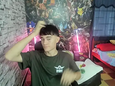 Snapshot of jay_orange chatting on December 2025 09:44:02 PM jay orange online show from December 2025 09:44:02 PM