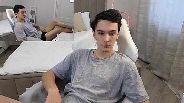 Snapshot of MoonlinSkinn chatting on January 2026 08:08:01 AM MoonlinSkinn online show from January 2026 08:08:01 AM