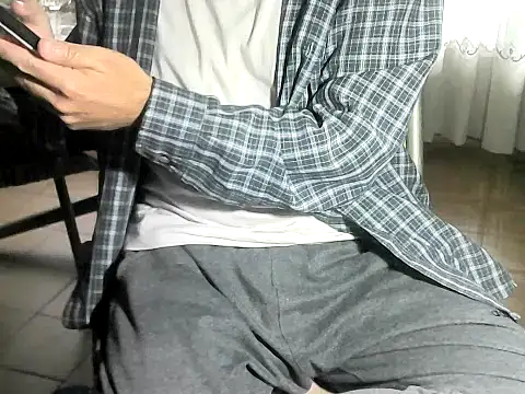 Snapshot of OreCam chatting on January 2026 03:47:01 PM OreCam online show from January 2026 03:47:01 PM