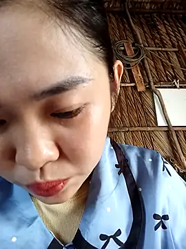 Snapshot of Lin-kute98 chatting on March 2026 01:21:02 AM Lin-kute98 online show from March 2026 01:21:02 AM