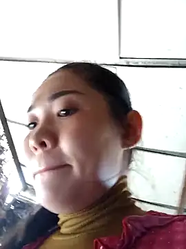 Snapshot of Lin-kute98 chatting on March 2026 01:10:01 AM Lin-kute98 online show from March 2026 01:10:01 AM